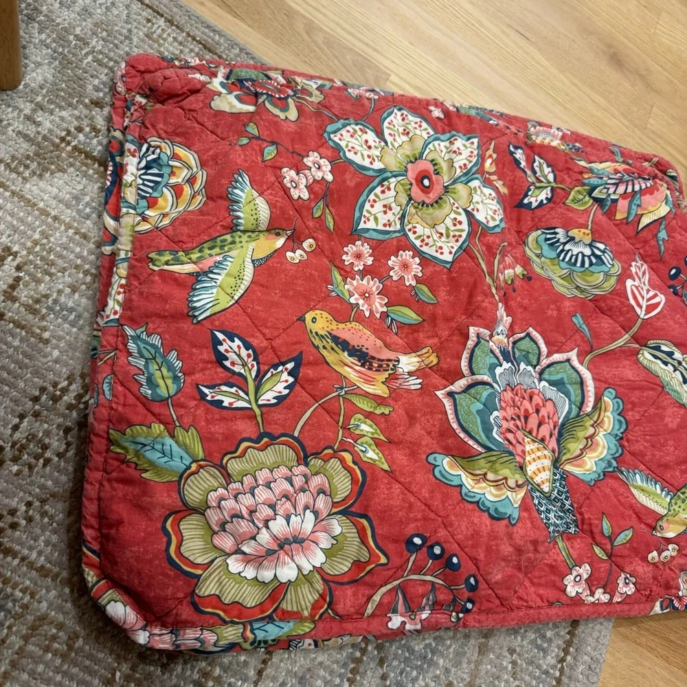 Set off 2 World Markets | NATASHASHAM 20inx26in